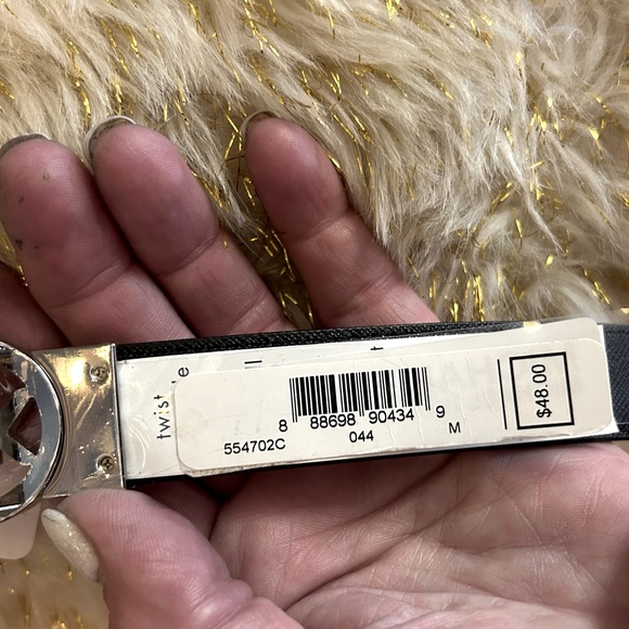 Michael Kors metallic silver slim belt NWT - Picture 3 of 4